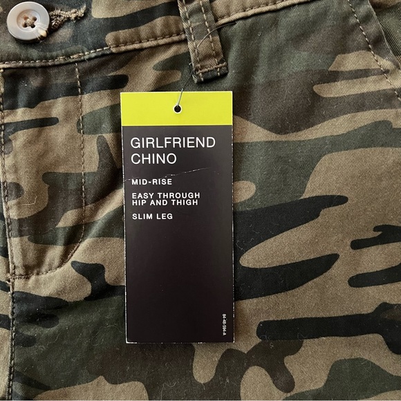 a.n.a Girlfriend Chino Camo Pants Women’s Sz 2, NWT - Picture 4 of 4